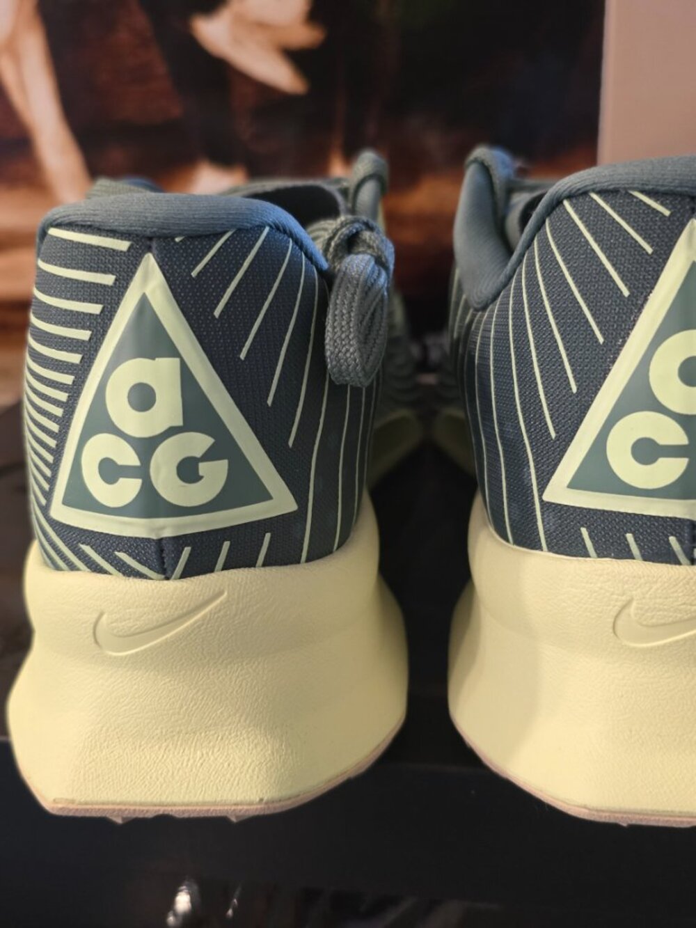 Nike ACG Ultrafly Trail SP Dutch Green Barely Volt IR7317-300 Size 10 Men's NEW - Picture 7 of 15